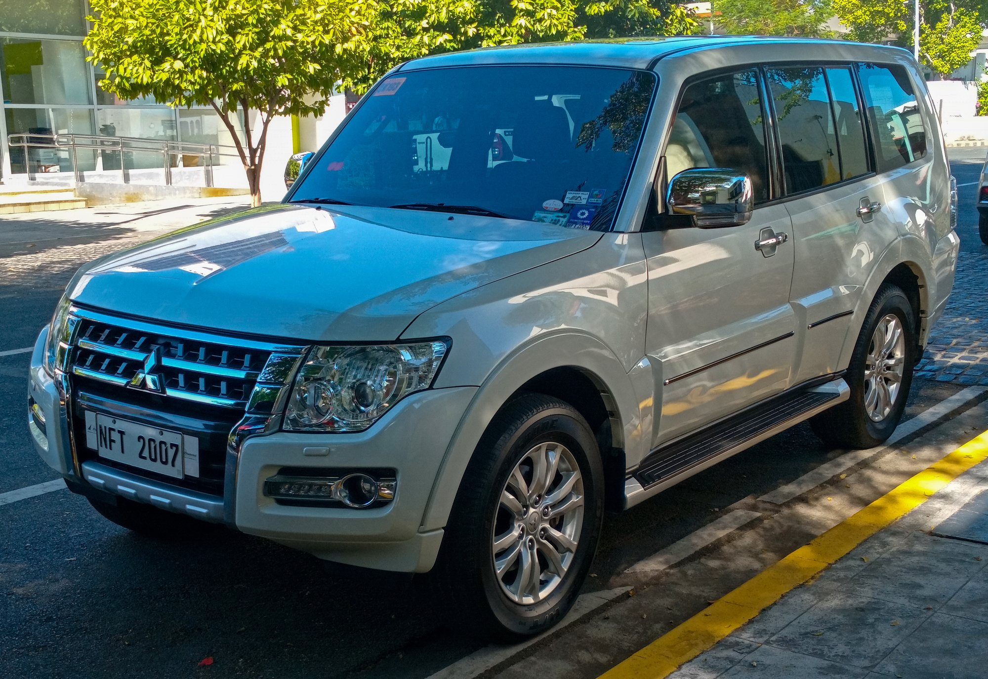 Mitsubishi Pajero 2019, photo 1 (photo: Wikimedia Commons, CC BY-SA)